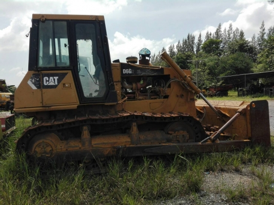 ขายรถแทรกเตอร์ตีนไก่ CAT รุ่น D6G
