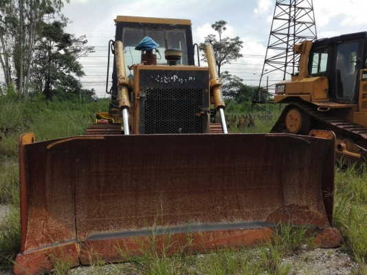 ขายรถแทรกเตอร์ตีนไก่ CAT รุ่น D6G ขายรถแทรกเตอร์ตีนไก่ CAT รุ่น D6G