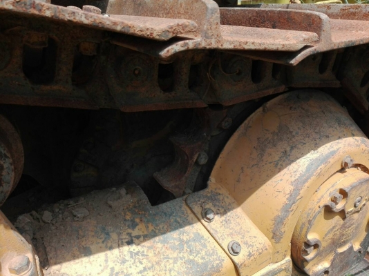 ขายรถแทรกเตอร์ตีนไก่ CAT รุ่น D6G ขายรถแทรกเตอร์ตีนไก่ CAT รุ่น D6G