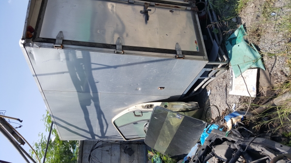 ตู้บรรทุกใส่4ล้อ6ล้อ