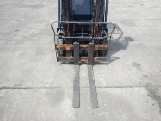 ขาย FORKLIFT TOYOTA 2FGL7 เก่าญี่ปุ่น