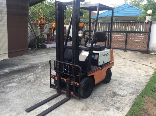 ขาย FORKLIFT TOYOTA 2FGL7 เก่าญี่ปุ่น