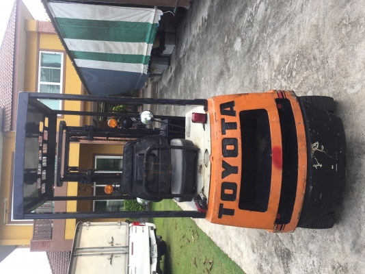 ขาย FORKLIFT TOYOTA 2FGL7 เก่าญี่ปุ่น