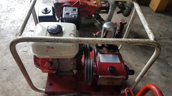 ชุดปั้มเครื่องยนต์เบนชิล honda 5.5 แรงม้าพร้อมปั้มฉีดยา yoshi รุ่นใหม่ขนาด 6หุน สภาพสวย อะไหล่หาง่าย นำเข้าจากญี่ปุ่น ไม่เคยใช้ในไทย ตรวจเช็คไห้พร้อมใช้งาน ชุดปั้มเครื่องยนต์เบนชิล honda 5.5 แรงม้าพร้อมปั้มฉีดยา yoshi รุ่นใหม่ขนาด 6หุน สภาพสวย อะไหล่หาง่าย นำเข้าจากญี่ปุ่น ไม่เคยใช้ในไทย ตรวจเช็คไห้พร้อมใช้งาน