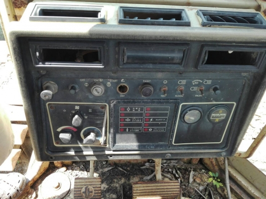 ขาย รถแทรกเตอร์ Capterpillar D5H