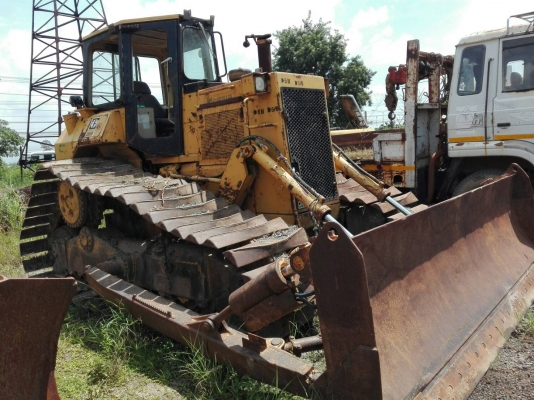 ขาย รถแทรกเตอร์ Capterpillar D5H