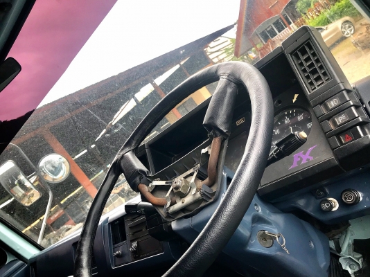 ขายหัวลากISUZU.240 แรงม้าปี46ราคา 620,000