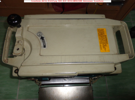ขายเครื่องรีดไม้ MAKITA รุ่น 2012NB ขนาด 12&quot; ฝาปิดข้างไม่มีครับ