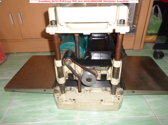 ขายเครื่องรีดไม้ MAKITA รุ่น 2012NB ขนาด 12&quot; ฝาปิดข้างไม่มีครับ