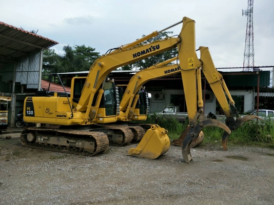 ขายดาวน์รถแบคโฮ KOMATSU PC130-8 ไมล์ 1300 ชม.ขายดาวน์ 300000 หัวคีปพร้อมบุ้งกี๋ มี 2 คัน