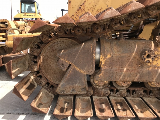 CAT D6M นำเข้าจากญี่ปุ่น ราคาไม่แพง รถสวย สภาพดีครับ