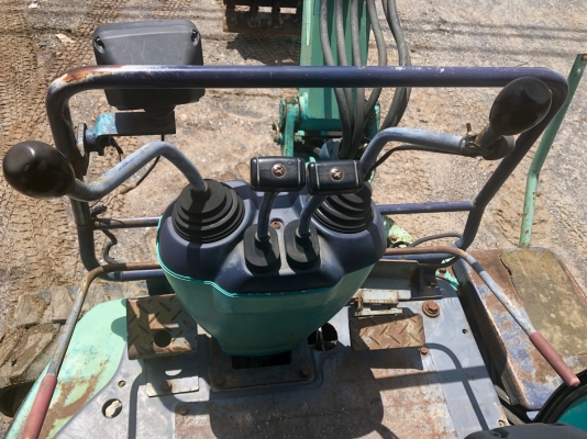 ขาย รถแม็คโคร KOMATSU PC27-8 พร้อมใช้งาน นำเข้าเองจากประเทศญี่ปุ่น ติดต่อ 063-9316985 ID LINE : 0639316985 ครับ ขาย รถแม็คโคร KOMATSU PC27-8 พร้อมใช้งาน นำเข้าเองจากประเทศญี่ปุ่น ติดต่อ 063-9316985 ID LINE : 0639316985 ครับ