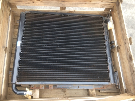 ขายแผงออยล์คูลเลอร์ ระบายความร้อนน้ำมันไฮโดรลิกส์ สำหรับรถ KOMATSU PC200-6