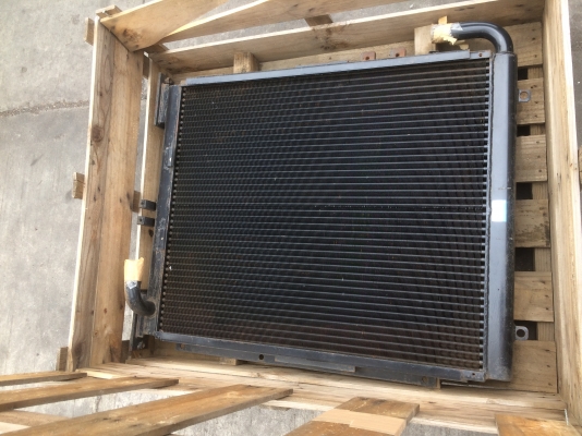 ขายแผงออยล์คูลเลอร์ ระบายความร้อนน้ำมันไฮโดรลิกส์ สำหรับรถ KOMATSU PC200-6