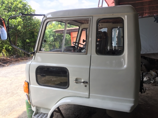 ขาย หัวสิบล้อ HINO F18 สภาพสวยๆ อุปกรณ์ครบ มีขาดีด กันชน