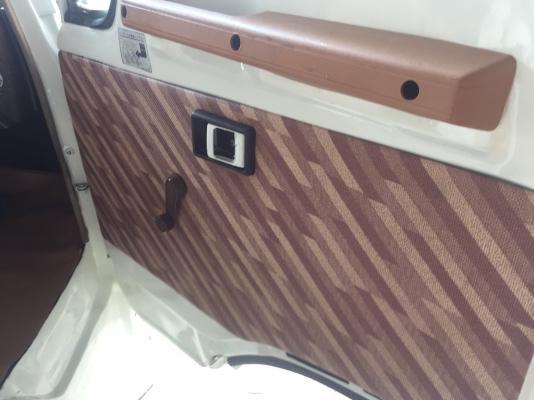 ขาย หัวสิบล้อ HINO F18 สภาพสวยๆ อุปกรณ์ครบ มีขาดีด กันชน