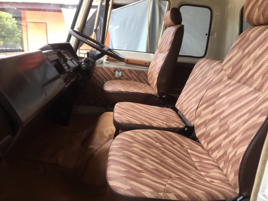 ขาย หัวสิบล้อ HINO F18 สภาพสวยๆ อุปกรณ์ครบ มีขาดีด กันชน