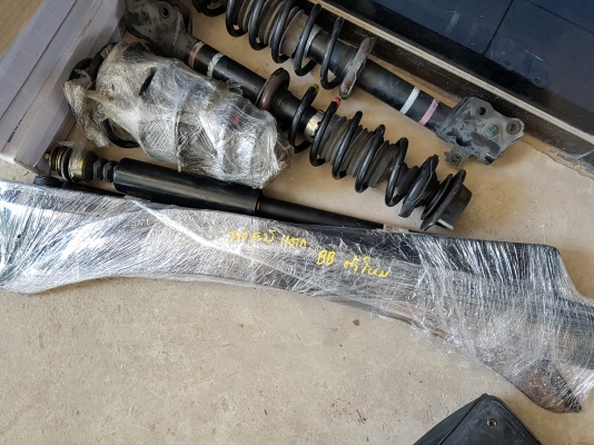 ขายโช๊ค หน้า หลัง toyota bb ตัวใหม่ 2010