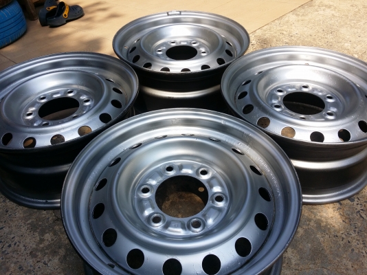 ล้อกระทะอีซูซุ 6รู ขอบ15  ชุด 4วง