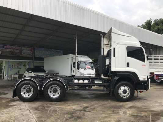 ขาย 10 ล้อหัวลากปี60 ISUZU GXZ 360 EURO 3 รุ่นหน้าตึก เครื่องคอมมอลเรล 360 เเรงม้า รุ่นท่อทอง เบรคทิ