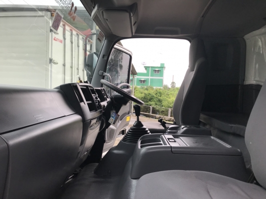 ขาย 10 ล้อหัวลากปี60 ISUZU GXZ 360 EURO 3 รุ่นหน้าตึก เครื่องคอมมอลเรล 360 เเรงม้า รุ่นท่อทอง เบรคทิ