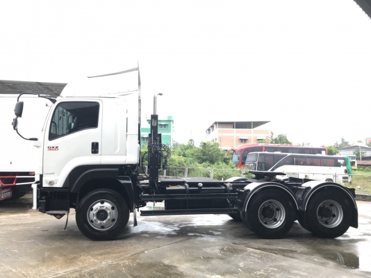 ขาย 10 ล้อหัวลากปี60 ISUZU GXZ 360 EURO 3 รุ่นหน้าตึก เครื่องคอมมอลเรล 360 เเรงม้า รุ่นท่อทอง เบรคทิ