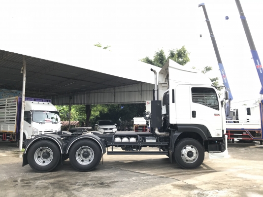ขาย 10 ล้อหัวลากปี60 ISUZU GXZ 360 EURO 3 รุ่นหน้าตึก เครื่องคอมมอลเรล 360 เเรงม้า รุ่นท่อทอง เบรคทิ