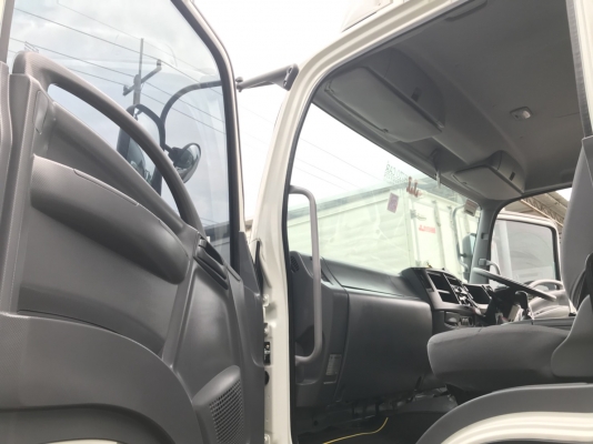 ขาย 10 ล้อหัวลากปี60 ISUZU GXZ 360 EURO 3 รุ่นหน้าตึก เครื่องคอมมอลเรล 360 เเรงม้า รุ่นท่อทอง เบรคทิ