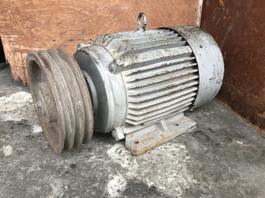 ขายมอเตอร์ไฟฟ้า Mitsubishi 7.5HP. 380V 1450rpm. สภาพดีเดิมๆ หมุนนิ่ม พร้อมใช้งาน