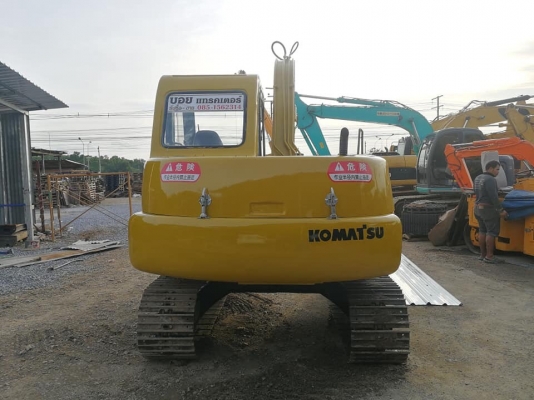 ขายด่วน!! KOMATSU PC70-7 สภาพสวยค่ะ