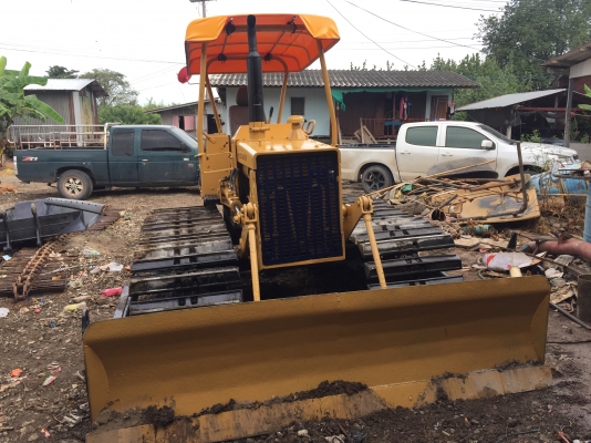 ขายรถแทร็กเตอร์D2-5PL รถสวย พร้อมใช้งาน เครื่องดี ช่วงล่างดี ใบแทร็กเต็ม ราคาต่อรองคุยกันได้คะ โทร0616613023แพรว