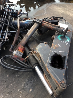 ขายเฮี้ยบเก่านอก3ตัน 2ชักปอกเหลี่ยมสวยๆ69000รองได้0877477672