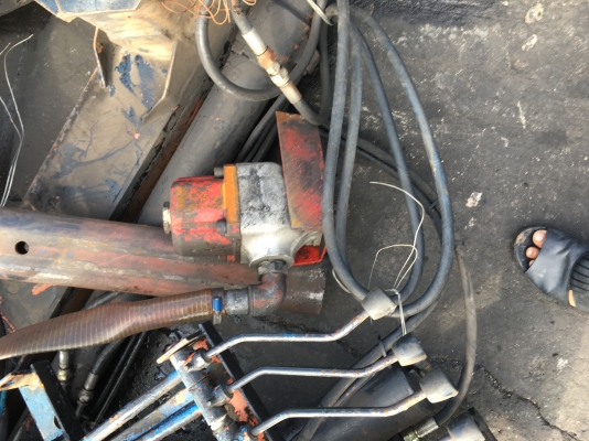 ขายเฮี้ยบเก่านอก3ตัน 2ชักปอกเหลี่ยมสวยๆ69000รองได้0877477672