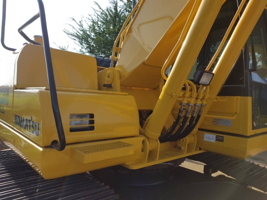 ขายรถแบคโฮ KOMATSU PC200-8MO ซีเรียลสูง ใช้งานเพียง 8 พันชั่วโมง สภาพนางฟ้า เอกสารเล่มทะเบียน ขายรถแบคโฮ KOMATSU PC200-8MO ซีเรียลสูง ใช้งานเพียง 8 พันชั่วโมง สภาพนางฟ้า เอกสารเล่มทะเบียน