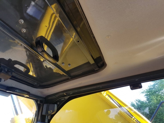 ขายรถแบคโฮ KOMATSU PC200-8MO ซีเรียลสูง ใช้งานเพียง 8 พันชั่วโมง สภาพนางฟ้า เอกสารเล่มทะเบียน ขายรถแบคโฮ KOMATSU PC200-8MO ซีเรียลสูง ใช้งานเพียง 8 พันชั่วโมง สภาพนางฟ้า เอกสารเล่มทะเบียน