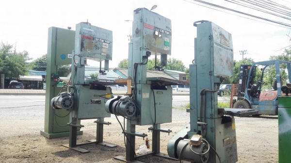 เลื่อยผ่าไม้ญี่ปุ่น HITACHI BANDSAW JAPAN มอเตอร์ 2 HP 380V Max Cut : 315 mm(12&rdquo;)/ Blade Size 