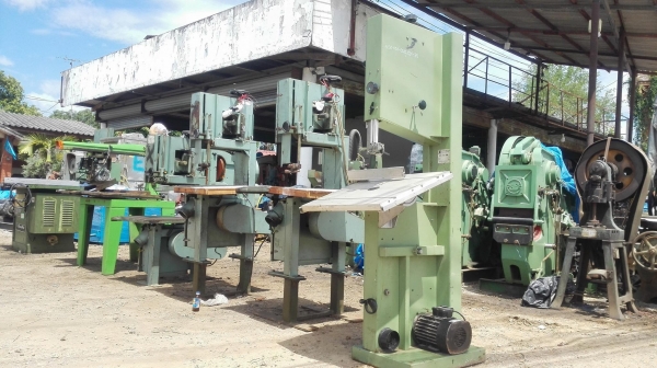 เลื่อยผ่าไม้ญี่ปุ่น HITACHI BANDSAW JAPAN มอเตอร์ 2 HP 380V Max Cut : 315 mm(12&rdquo;)/ Blade Size 