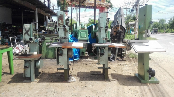 เลื่อยผ่าไม้ญี่ปุ่น HITACHI BANDSAW JAPAN มอเตอร์ 2 HP 380V Max Cut : 315 mm(12&rdquo;)/ Blade Size 