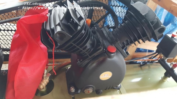 (ไฟบ้าน 220V.)สินค้าใหม่งานนำเข้า ขายถูกด่วนๆ*เครื่องปั๊มลมAIRCOM:ขนาด300ลิตร ,2 สูบ,3HPแรง,(สามารถใช้กับไฟบ้านได้)ยังไม่เคยใช้งาน