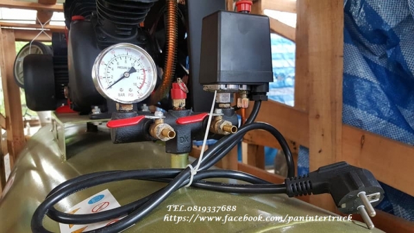 (ไฟบ้าน 220V.)สินค้าใหม่งานนำเข้า ขายถูกด่วนๆ*เครื่องปั๊มลมAIRCOM:ขนาด300ลิตร ,2 สูบ,3HPแรง,(สามารถใช้กับไฟบ้านได้)ยังไม่เคยใช้งาน