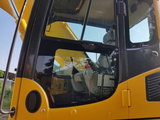 ขายด่วน!! Komatsu PC200-8MO สวยที่สุดในจักรวาล