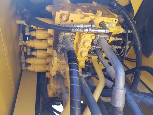 ขายด่วน!! Komatsu PC200-8MO สวยที่สุดในจักรวาล