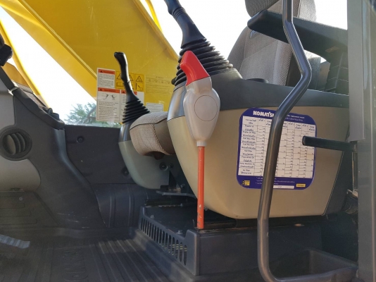 ขายด่วน!! Komatsu PC200-8MO สวยที่สุดในจักรวาล