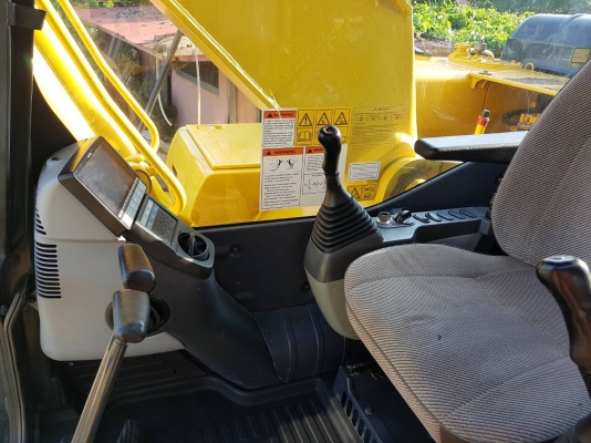 ขายด่วน!! Komatsu PC200-8MO สวยที่สุดในจักรวาล