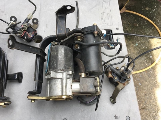 -  ปั้มลม 12V เก่าญี่ปุ่น