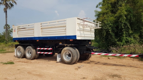 ขาย ลูกพ่วงสามมิตรสามเพลาดั้มพ์ ปี 58 สวยพร้อมใช้งาน เอกสารพร้อมโอน สนใจติดต่อเรา ดำสุโขทัย โทร 089-7087998,081-7855503  หรือเยี่ยมชมเว็ปไซได้ที่ www.dum-sukhothai .com เรายินดีให้บริการค่ะ????????????????