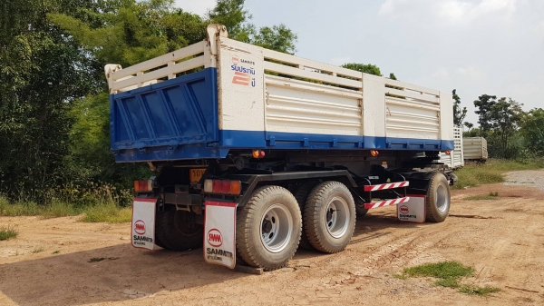 ขาย ลูกพ่วงสามมิตรสามเพลาดั้มพ์ ปี 58 สวยพร้อมใช้งาน เอกสารพร้อมโอน สนใจติดต่อเรา ดำสุโขทัย โทร 089-7087998,081-7855503  หรือเยี่ยมชมเว็ปไซได้ที่ www.dum-sukhothai .com เรายินดีให้บริการค่ะ????????????????