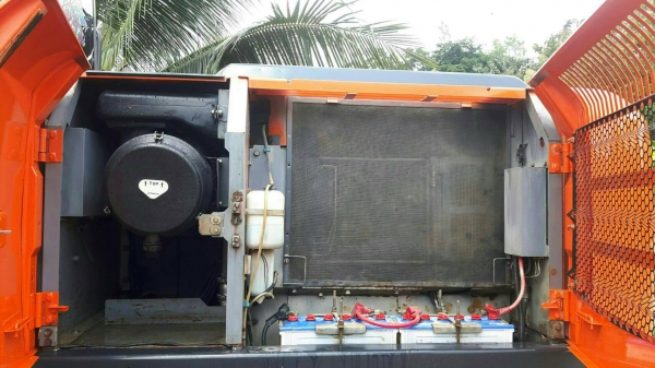 ขายแบคโฮ HITACHI.ZX200-5G.ทำงาน 13,000 ราคา 1,850,000 ต่อรอง