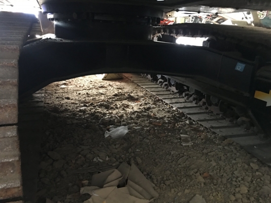 ขายรถแบคโฮ HITACHI ZX200-5G ปี 2013 ใช้งานเพียง 6 พันชั่วโมง รถใช้ในโรงงานน้ำตาล สภาพนางฟ้า สวย แน่น เต็ม ทำงานสมบูรณ์ทุกระบบ เอกสารเล่มทะเบียน