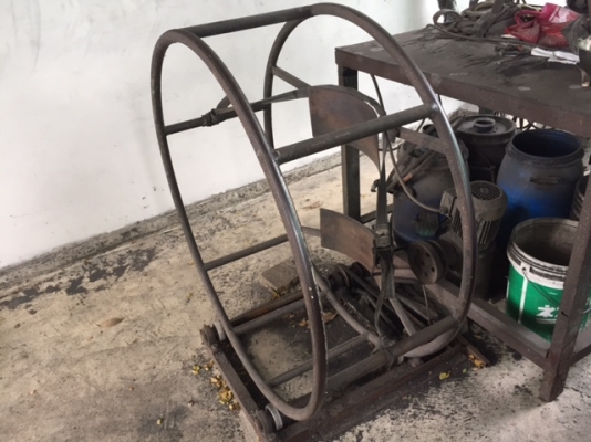 ขายด่วน! เครื่องช่วยผสม ทุ่นแรงการผสมน้ำหนัก 100 kg ขายด่วน! เครื่องช่วยผสม ทุ่นแรงการผสมน้ำหนัก 100 kg